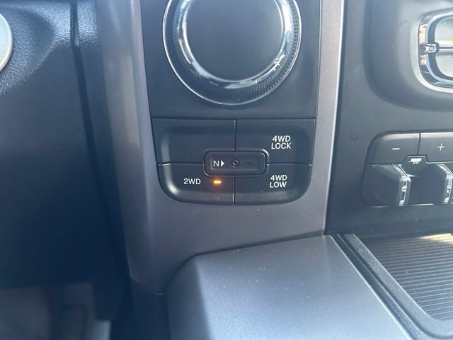 Used 2023 RAM 1500 Classic SLT w/ Trailer & Traction Group AWD/4WD image 34