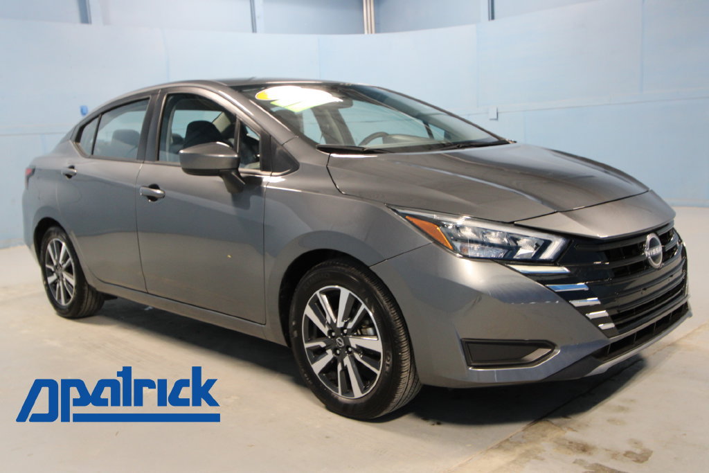 Used 2025 Nissan Versa SV FWD image 1