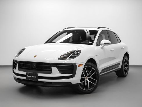 Used 2023 Porsche Macan image 1