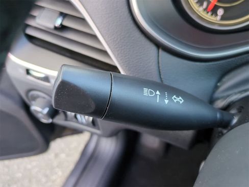 Certified 2021 Jeep Cherokee Latitude Lux image 26