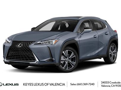 Used 2022 Lexus UX 200 w/ Accessory Package (Z2)