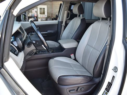 Used 2016 Kia Sedona SX Limited FWD image 5