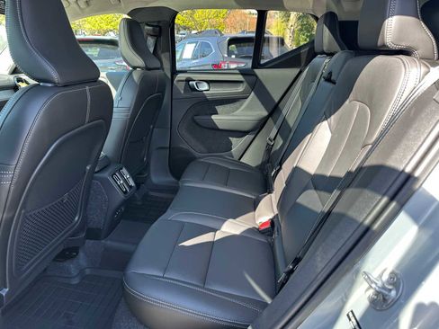 New 2025 Volvo XC40 B5 Ultra w/ Climate Package image 14