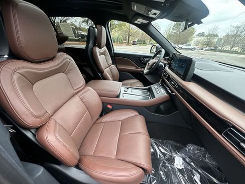 New 2026 Lincoln Aviator Reserve AWD/4WD image 27