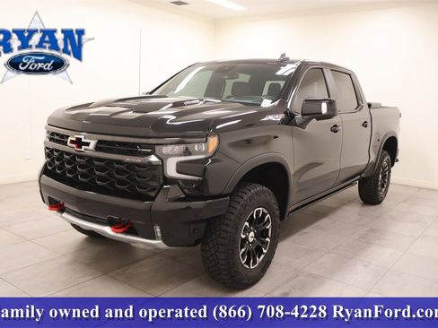 Used 2024 Chevrolet Silverado 1500 ZR2 image 1