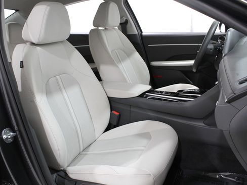 Certified 2022 Hyundai Sonata SE image 15