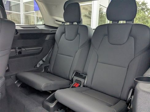 New 2026 Volvo XC90 T8 Plus w/ Protection Package Premier image 17