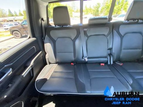 Used 2025 RAM 1500 Laramie AWD/4WD image 18