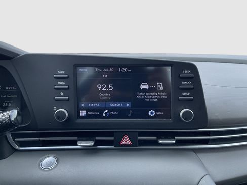 Used 2021 Hyundai Elantra SEL FWD image 9