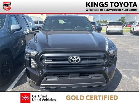 Used 2024 Toyota Tacoma SR AWD/4WD image 3