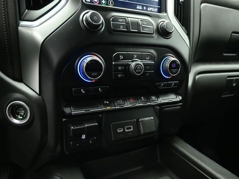 Used 2022 Chevrolet Silverado 2500 LT w/ All Star Edition image 16