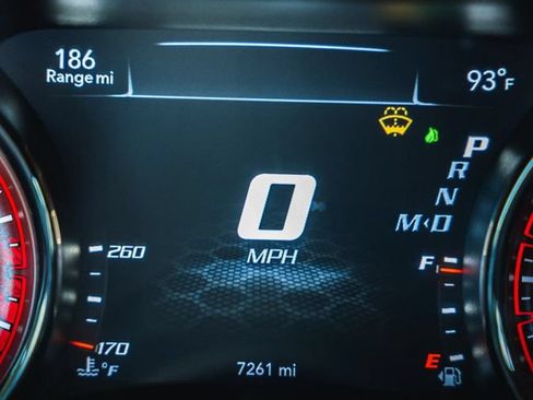 Used 2016 Dodge Charger SRT Hellcat w/ Harman/Kardon Audio Group RWD image 17