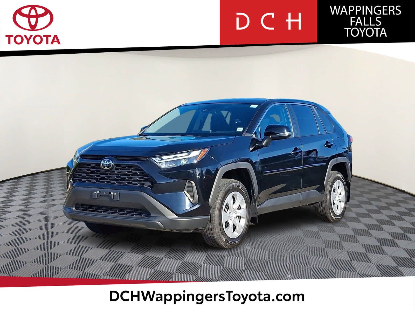 Used 2023 Toyota RAV4 LE AWD/4WD image 1
