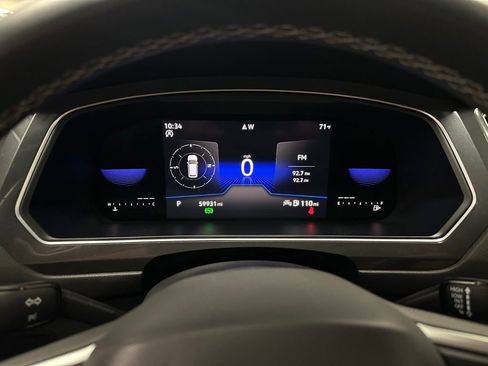 Used 2022 Volkswagen Tiguan SE image 18