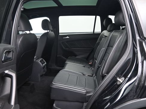 Used 2022 Volkswagen Tiguan SEL R-Line AWD/4WD image 27