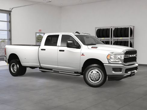 New 2024 RAM 3500 Tradesman w/ Chrome Appearance Group image 8