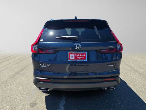 Used 2025 Honda CR-V Sport Touring image 4