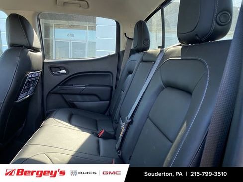 Certified 2022 GMC Canyon Elevation w/ Elevation Premium Package AWD/4WD image 19