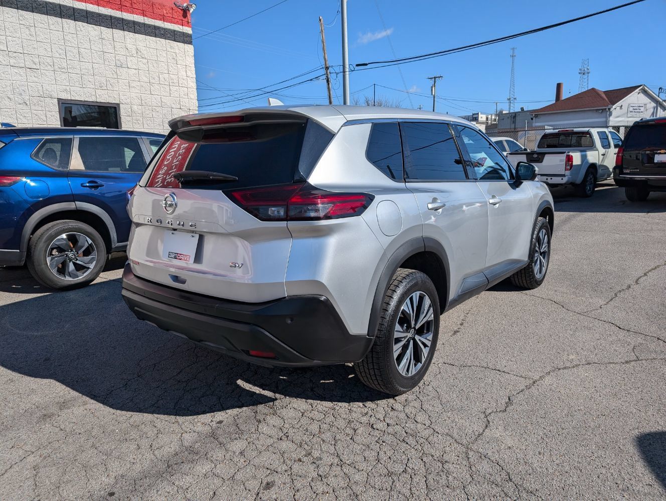 Used 2021 Nissan Rogue SV FWD image 6