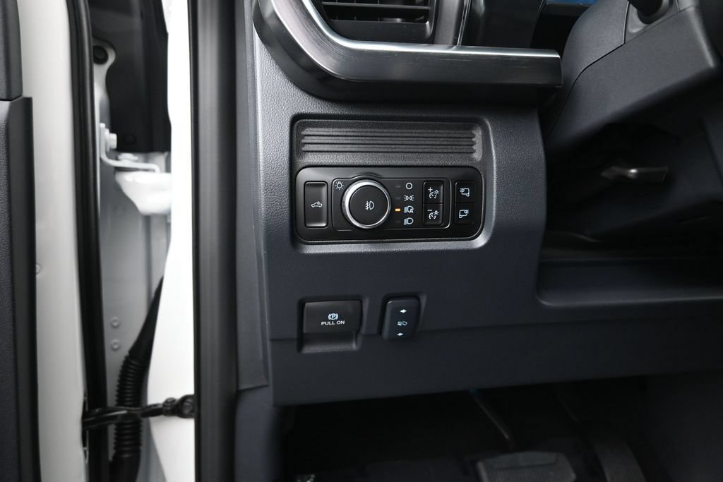 New 2026 Ford F450 Lariat AWD/4WD image 5