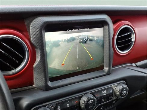 Used 2023 Jeep Wrangler Unlimited Rubicon w/ LED Lighting Group image 26