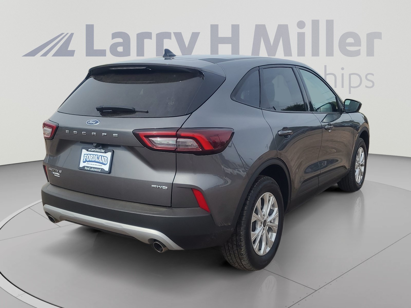 Used 2025 Ford Escape Active AWD/4WD image 5