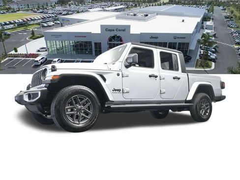Certified 2024 Jeep Gladiator Sport image 49