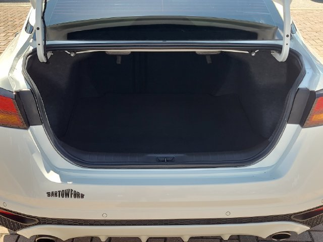 Used 2024 Nissan Altima 2.5 SL FWD image 11