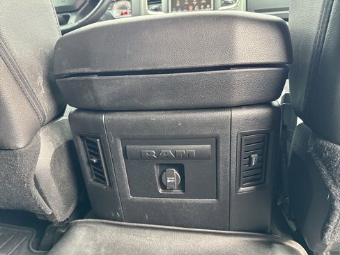 Used 2016 RAM 1500 Sport w/ Black Ram 1500 Sport Group image 44