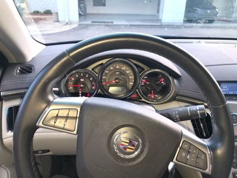 Used 2009 Cadillac CTS 3.6 RWD image 27