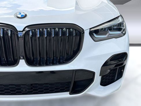 Used 2022 BMW X5 sDrive40i w/ M Sport Package RWD image 10