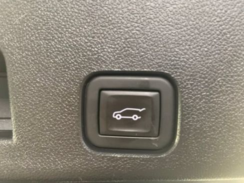 Used 2024 GMC Acadia Denali w/ Super Cruise Package AWD/4WD image 14