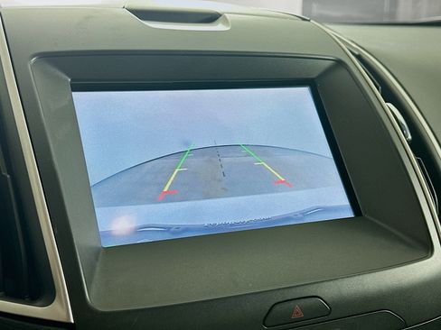 Used 2016 Ford Edge SEL w/ Equipment Group 201A FWD image 22