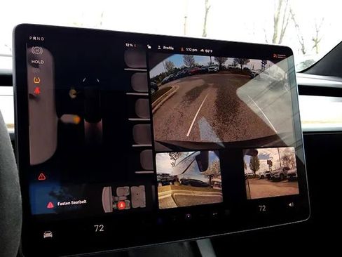 Used 2023 Tesla Model 3 Performance image 17