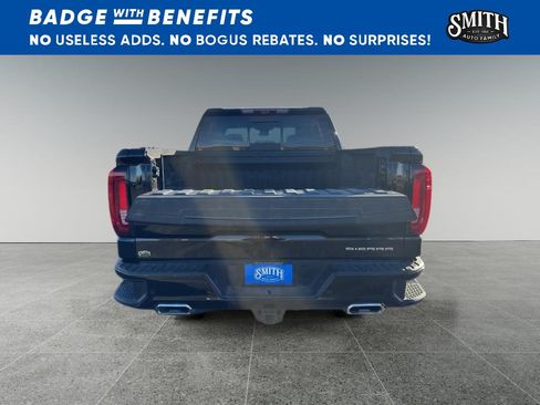 Used 2025 GMC Sierra 1500 Denali w/ Technology Package AWD/4WD image 8