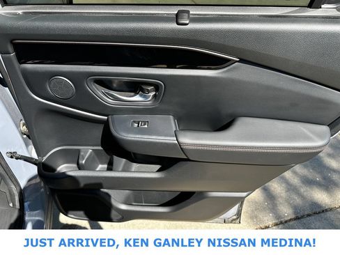 Used 2023 Honda Pilot TrailSport image 23