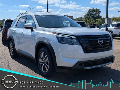 New 2025 Nissan Pathfinder SL