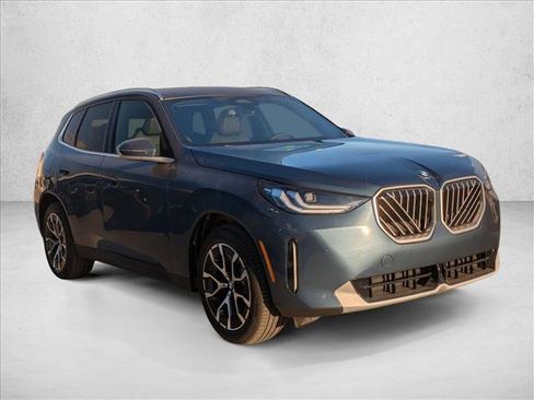 New 2026 BMW X3 xDrive30 w/ Premium Package image 7
