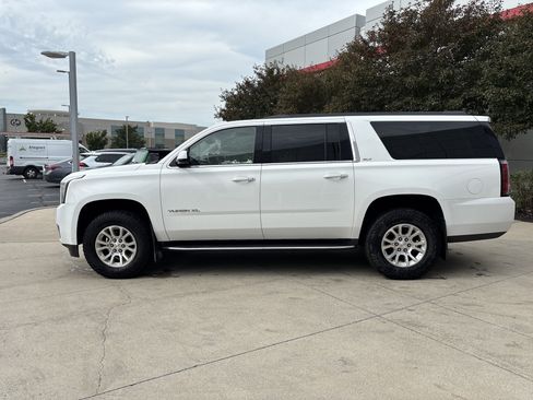 Used 2019 GMC Yukon XL SLT AWD/4WD image 11