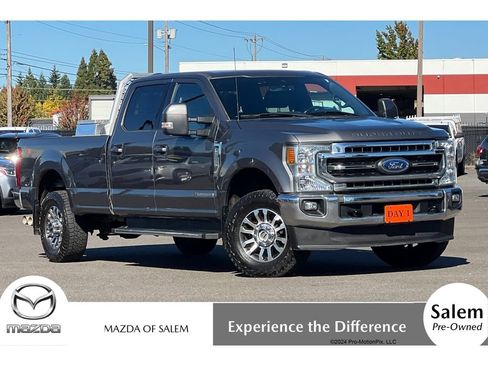 Used 2022 Ford F350 Lariat w/ Camper Package image 1