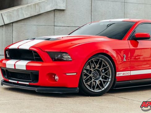 Used 2011 Ford Mustang Shelby GT500 w/ SVT Performance Pkg image 22