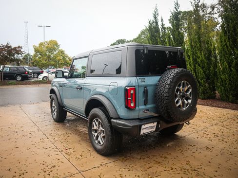 Used 2021 Ford Bronco Badlands image 8