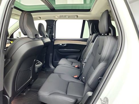 New 2025 Volvo XC90 B6 Core w/ Climate Package image 26