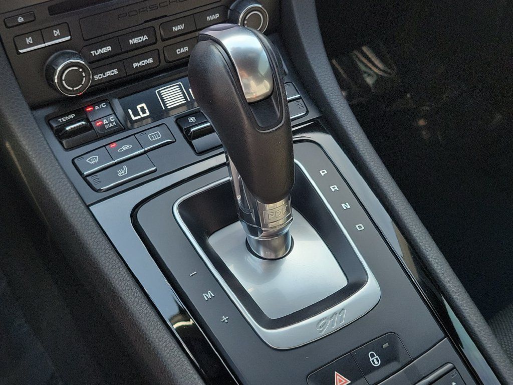 Certified 2019 Porsche 911 Carrera T RWD image 33