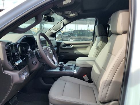 New 2026 GMC Sierra 1500 SLT w/ SLT Premium Plus Package image 17