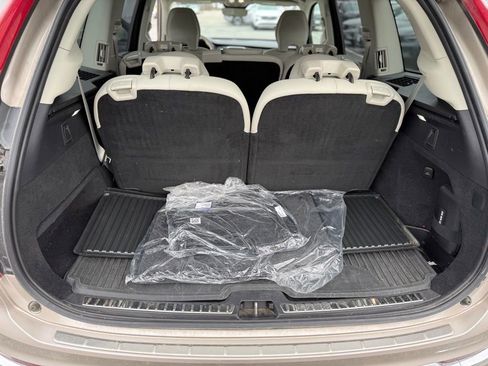 Used 2023 Volvo XC90 B6 Ultimate w/ Protection Package Premier image 6
