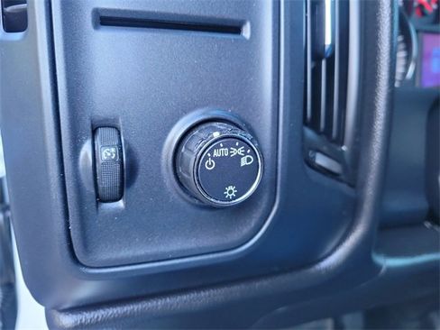 Used 2017 Chevrolet Silverado 1500 W/T image 22