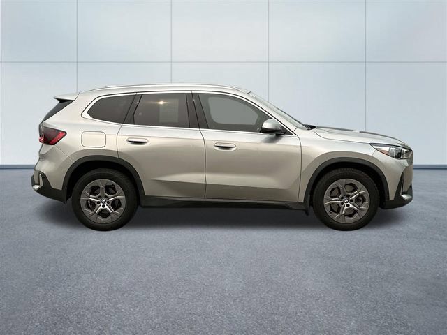 Used 2023 BMW X1 xDrive28i w/ Convenience Package AWD/4WD image 5