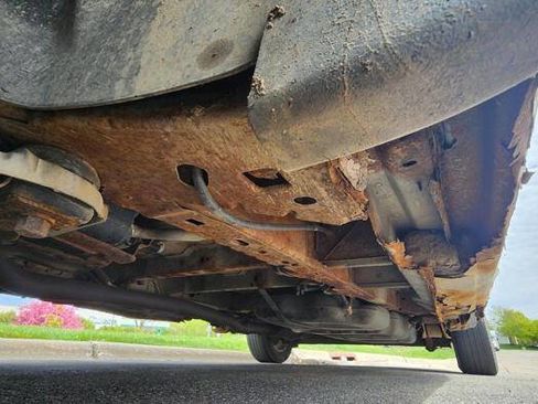 Used 2004 Dodge Grand Caravan SXT w/ Trailer Tow Prep Group FWD image 12
