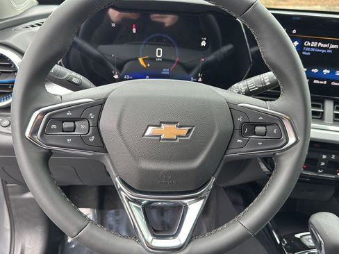 New 2026 Chevrolet Trax LT w/ Driver Confidence Package image 17
